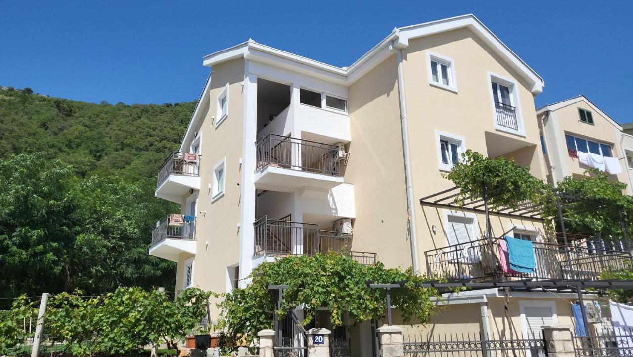 Apartmani Mia Sorajic Petrovac Extérieur photo
