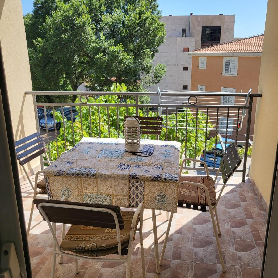 Apartmani Mia Sorajic Petrovac Extérieur photo